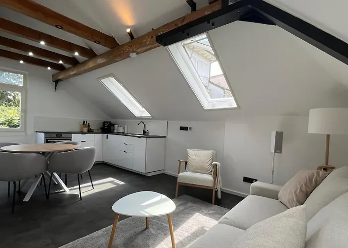 Ludwigshome - Zentrale Lage, Luxusbad, Workspace, Klima