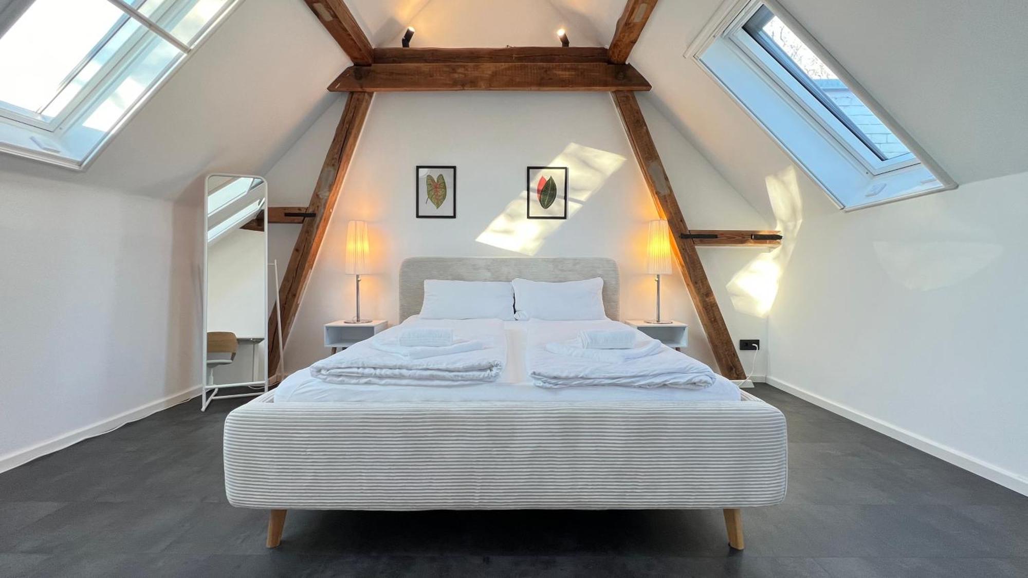 Ludwigshome - Zentrale Lage, Luxusbad, Workspace, Klima Ludwigsburg
