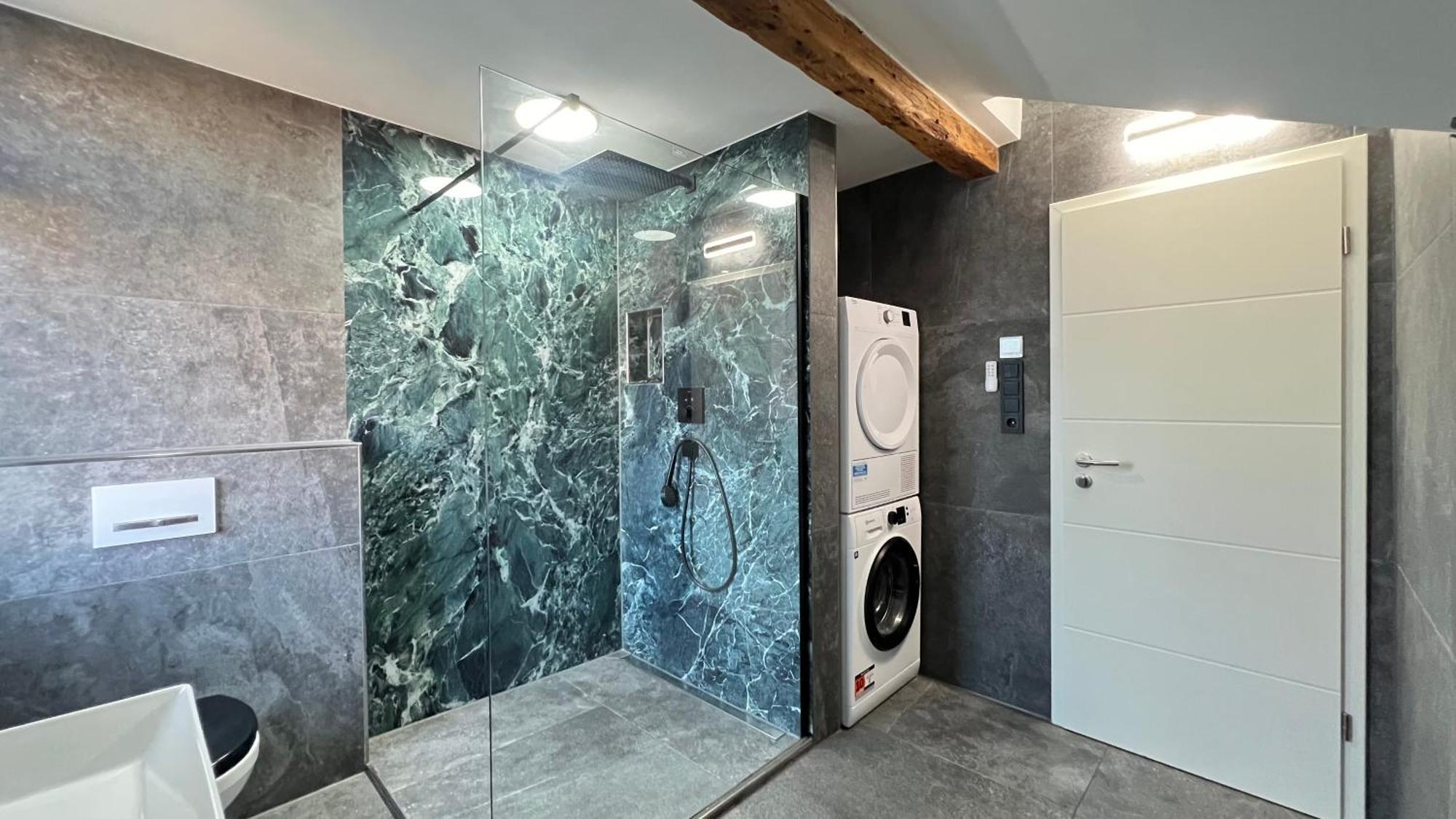 Apartment Ludwigshome - Zentrale Lage, Luxusbad, Workspace, Klima Ludwigsburg