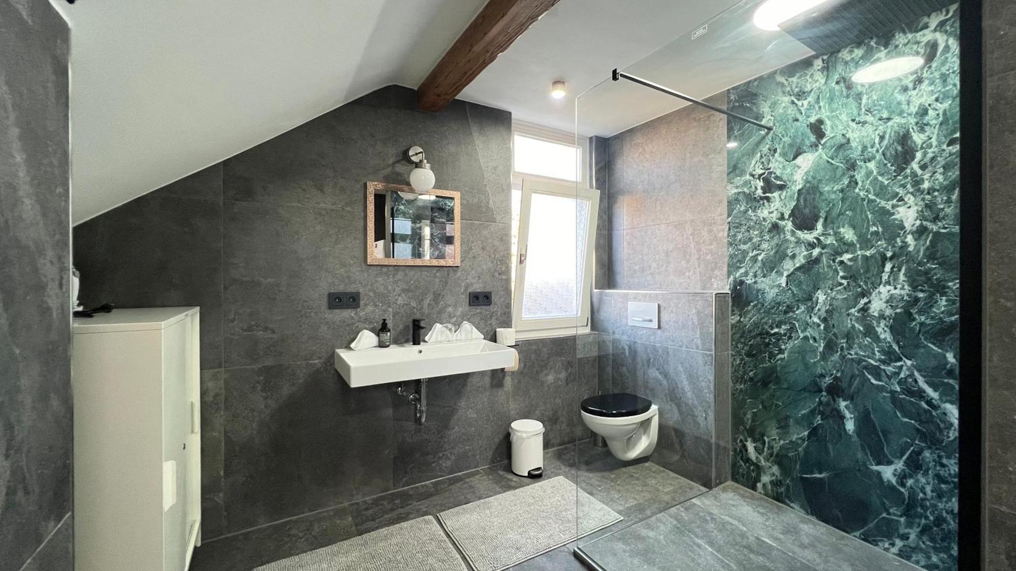 Apartment Ludwigshome - Zentrale Lage, Luxusbad, Workspace, Klima
